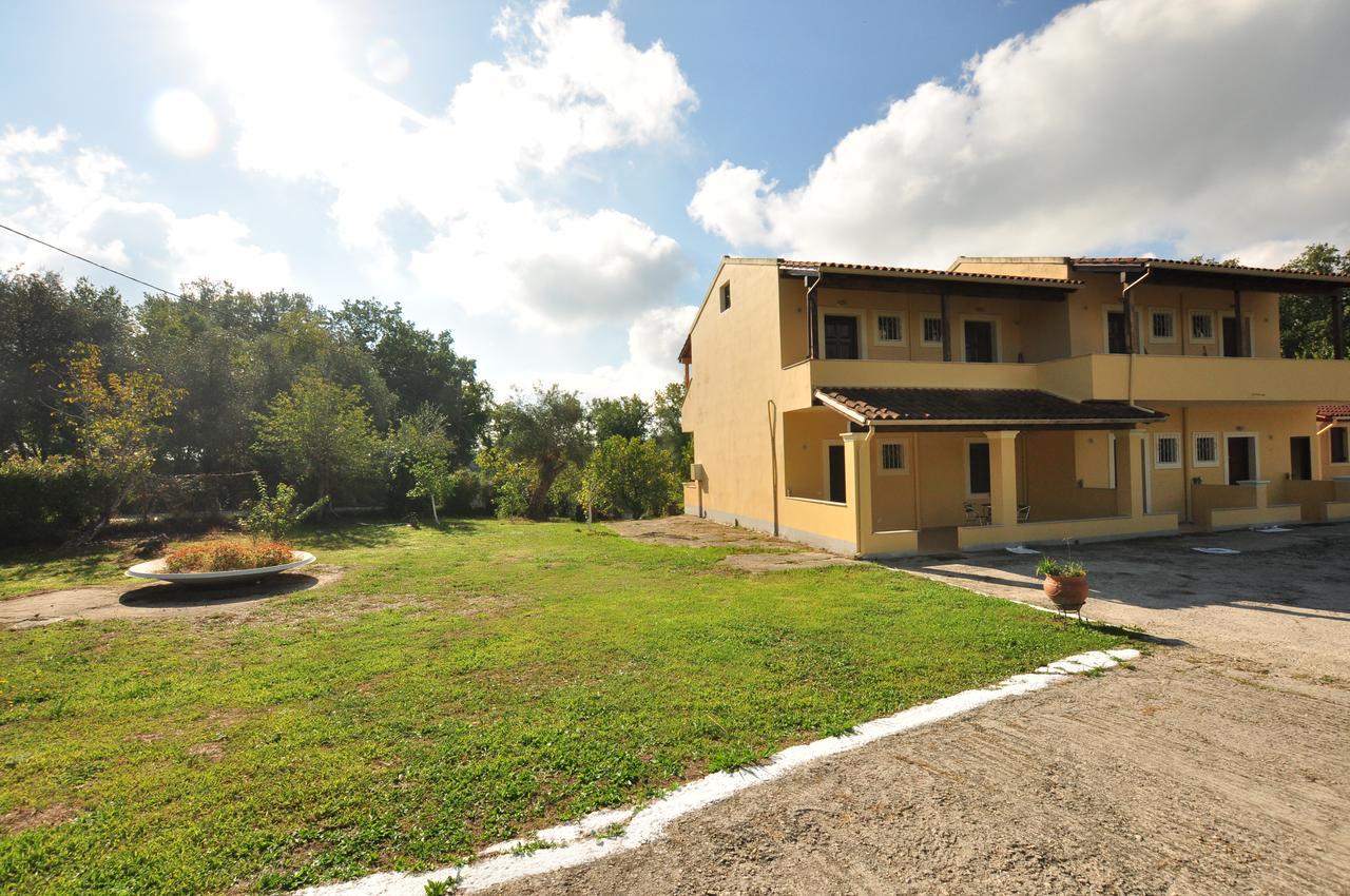 Laskaris Studios Dassia  Exterior foto