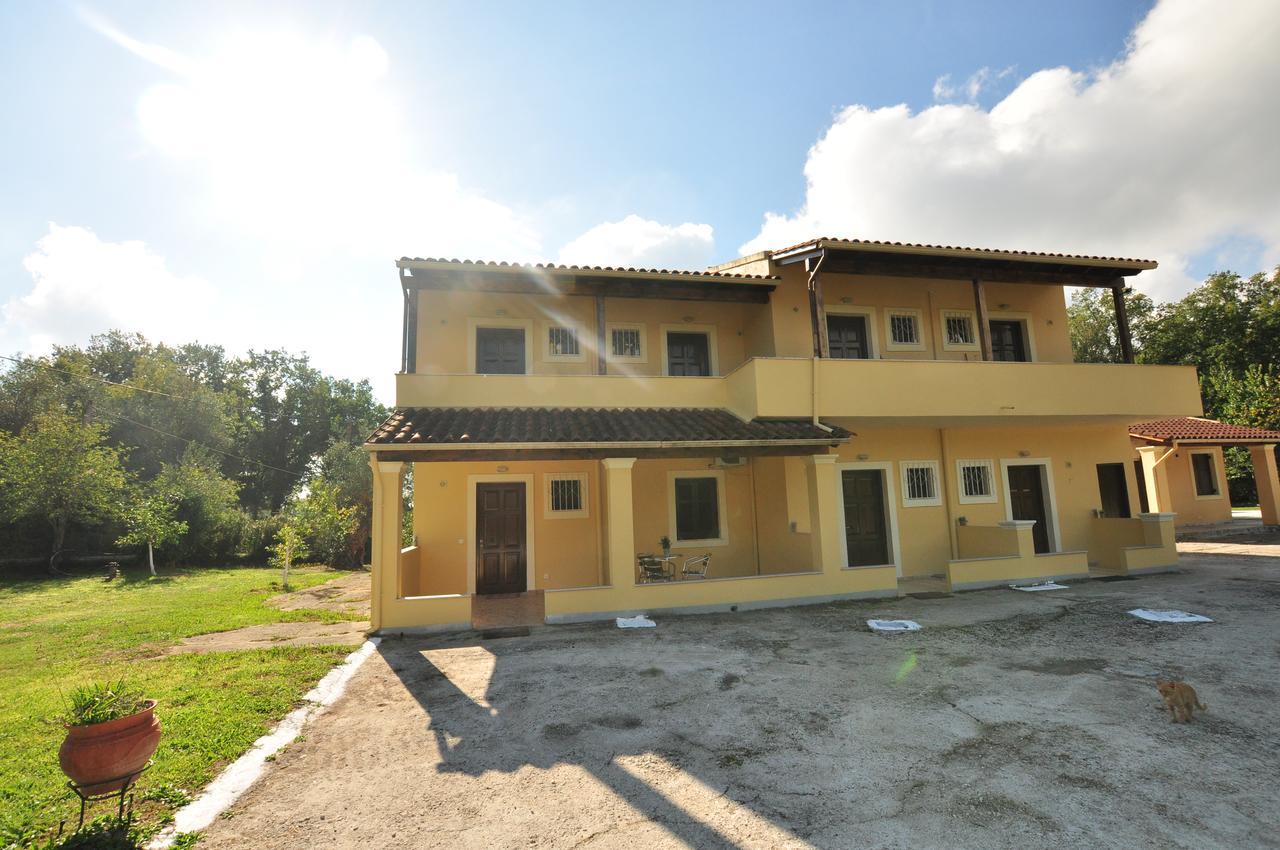Laskaris Studios Dassia  Exterior foto